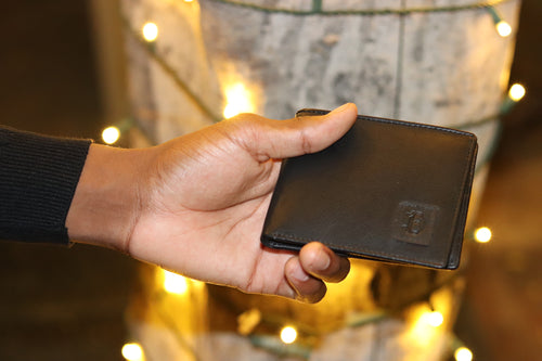 Being Dapper Traditional Wallet